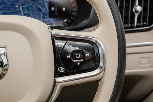 2022 Volvo XC60 UZ B5 Inscription SUV image 12