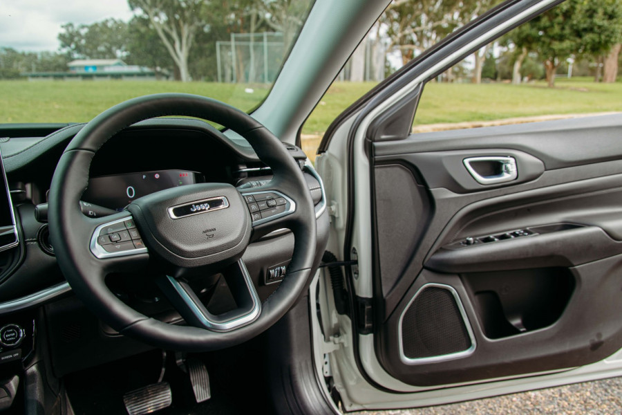 2024 Jeep Compass MV Limited 4xe SUV Image 14