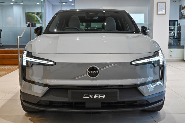 2026 Volvo EX30  Single Motor Extended Range Ultra SUV Image 2