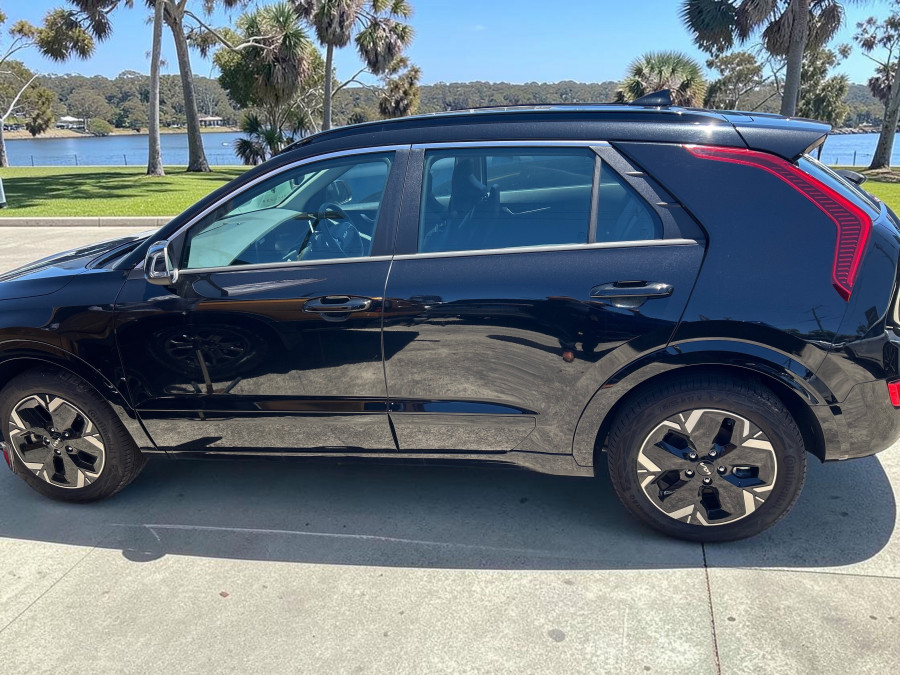2024 Kia Niro SG2 EV S SUV Image 3
