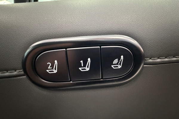 2026 Hyundai Palisade Calligraphy Black Ink SUV Image 22
