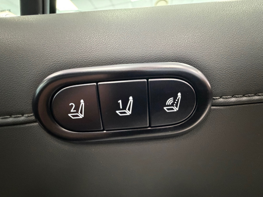 2026 Hyundai Palisade Calligraphy Black Ink SUV Image 22
