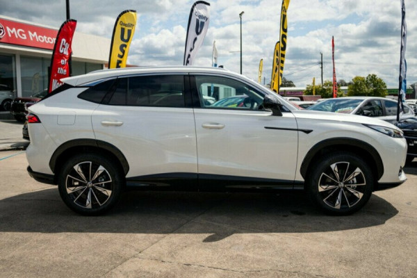2025 MG HS AS33 Essence SUV Image 5