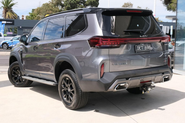 2025 LDV D90 SV9A Executive SUV Image 2