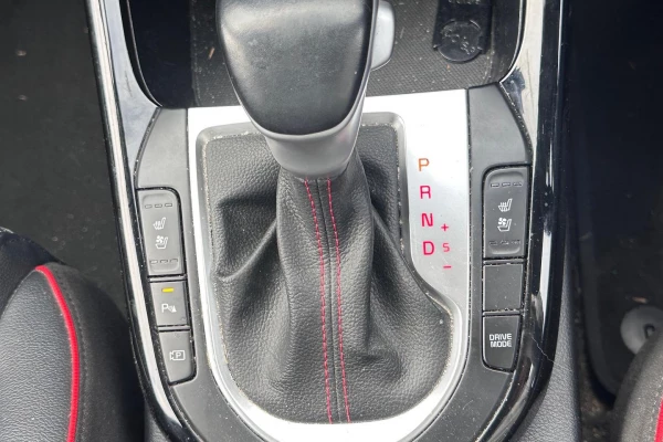 2022 Kia Cerato BD GT Hatch Image 32
