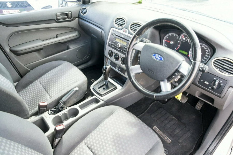 2007 Ford Focus LS CL Hatch Image 16