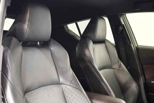 2019 Toyota C-HR NGX10R Koba SUV Image 7