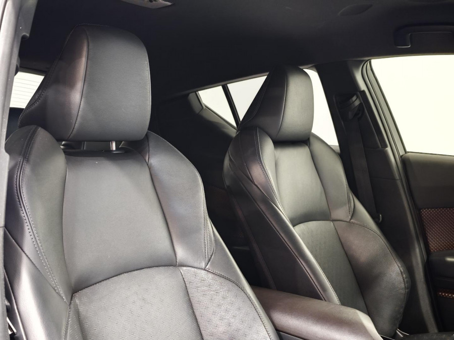 2019 Toyota C-HR NGX10R Koba SUV Image 7