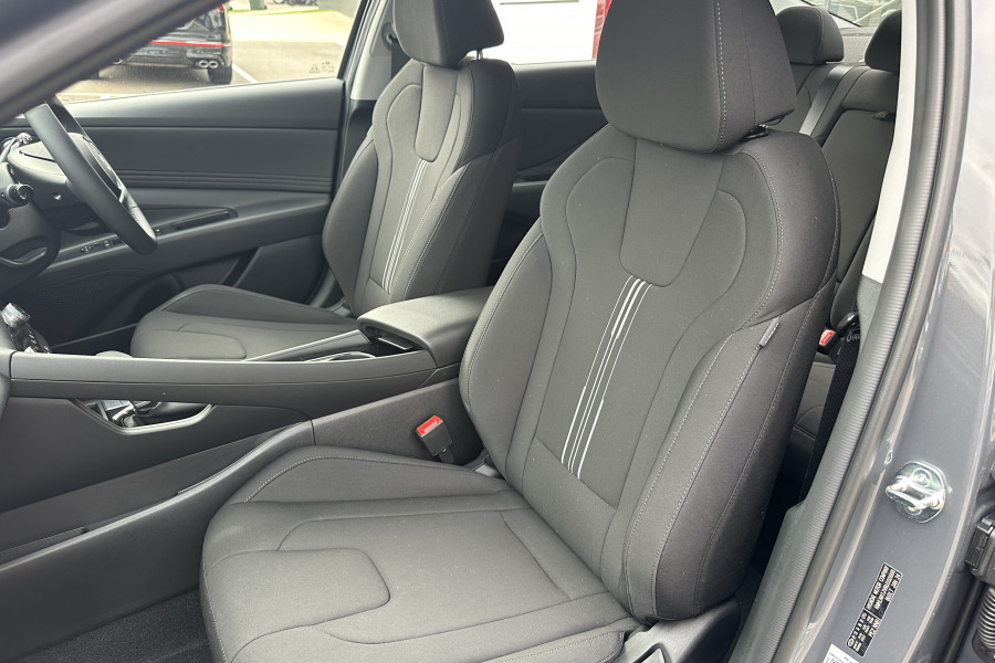 2025 MY24 Hyundai i30 CN7.V2 Hybrid Sedan Image 16