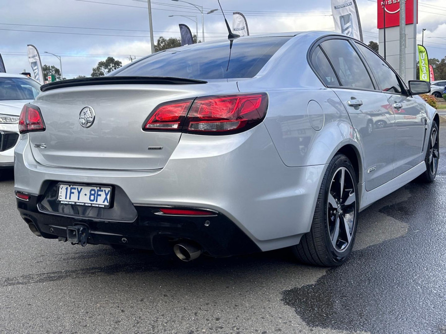 2016 Holden Commodore VF Series II SV6 Sedan Image 5