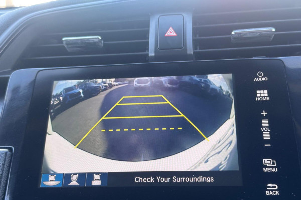 2016 Honda Civic 10th Gen VTi-L Sedan Image 24
