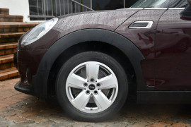 2015 Mini Clubman F54 Cooper Wagon Image 5