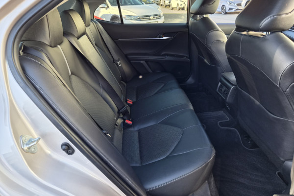 2020 Toyota Camry AXVH71R SX Sedan Image 14