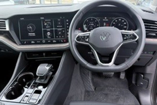 2024 Volkswagen Touareg RC 210TDI Elegance SUV Image 19