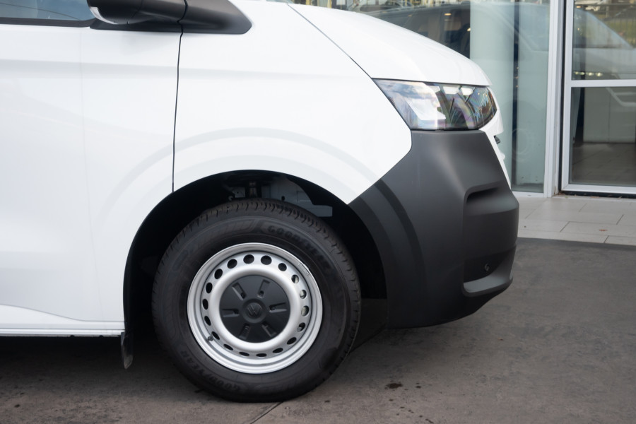 2025 Volkswagen Transporter NSN TDI 125kW Van Image 21
