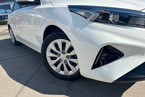 2024 Kia Cerato BD S with Safety Pack Hatch