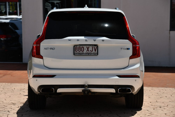 2017 Volvo XC90 Vehicle Description. L  MY17 T6 R-DESIGN WAG GEAR 8SP 2.0TSC T6 Suv Image 4