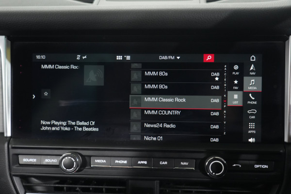 2019 Porsche Macan S SUV Image 19