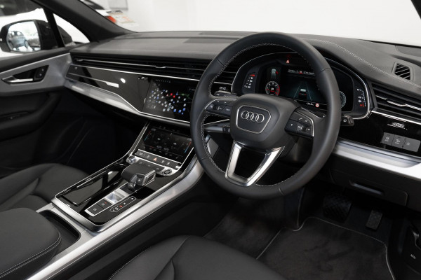 2026 Audi Q7 4M TDI 170kW SUV image 6