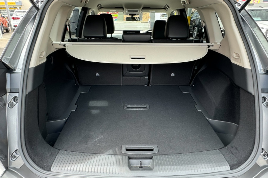 2024 Nissan X-Trail N-TREK Wagon Image 12