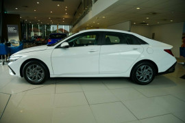 2024 Hyundai i30 CN7.V2 Hybrid Sedan