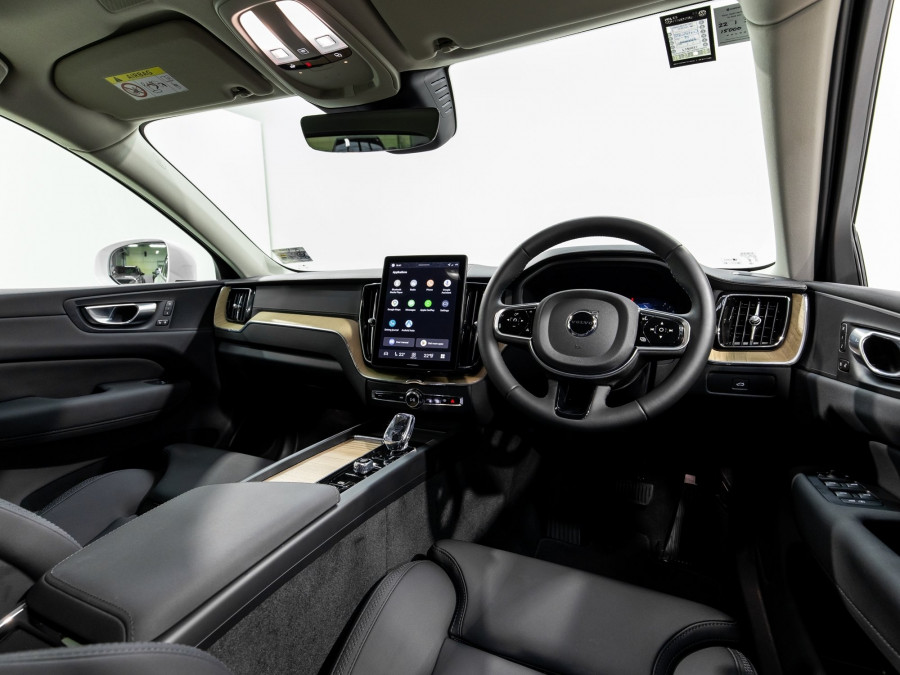 2026 Volvo XC60 UZ B5 Plus 2L MHeV AWD SUV Image 12