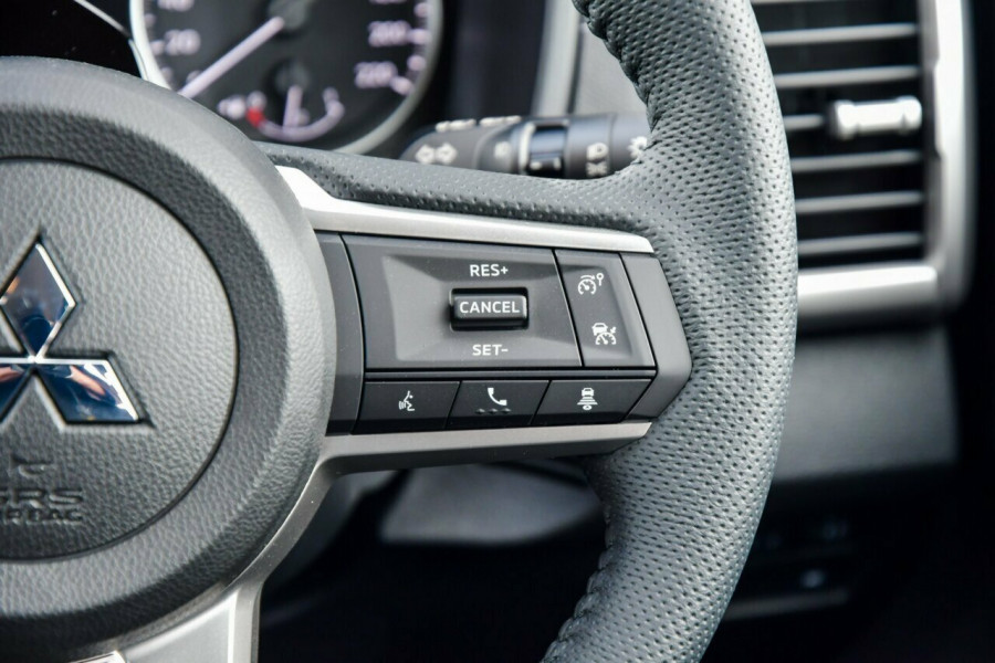 2024 Mitsubishi Triton MV GLS Ute Image 11