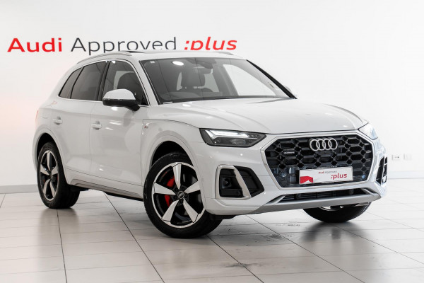 Audi Q5 55 TFSI e S Line FY