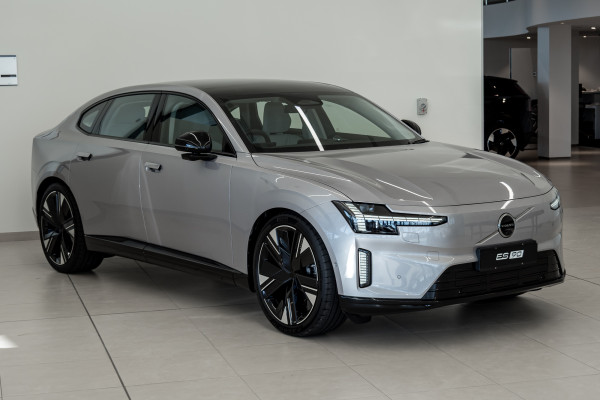 2025 MY26 Volvo ES90  Ultra Single Motor Sedan Image 4