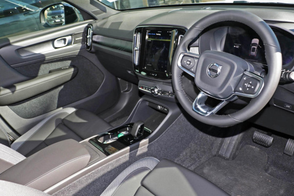 2023 MY24 Volvo XC40 XZ Recharge Twin Pure Electric SUV Image 6