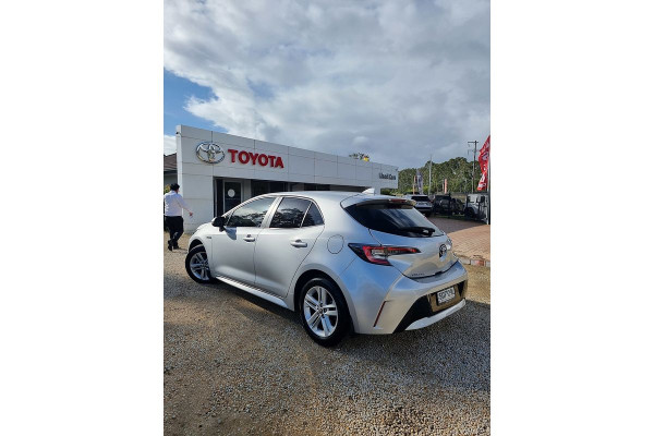 2019 Toyota Corolla ZWE211R SX Hybrid Hatch Image 5