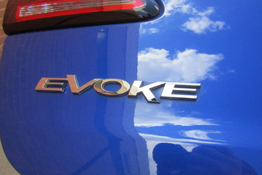 2017 Holden Commodore VF Series II Evoke Sedan Sedan Image 11