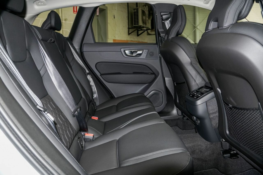 2026 Volvo XC60 UZ Plus B5 Bright SUV Image 7