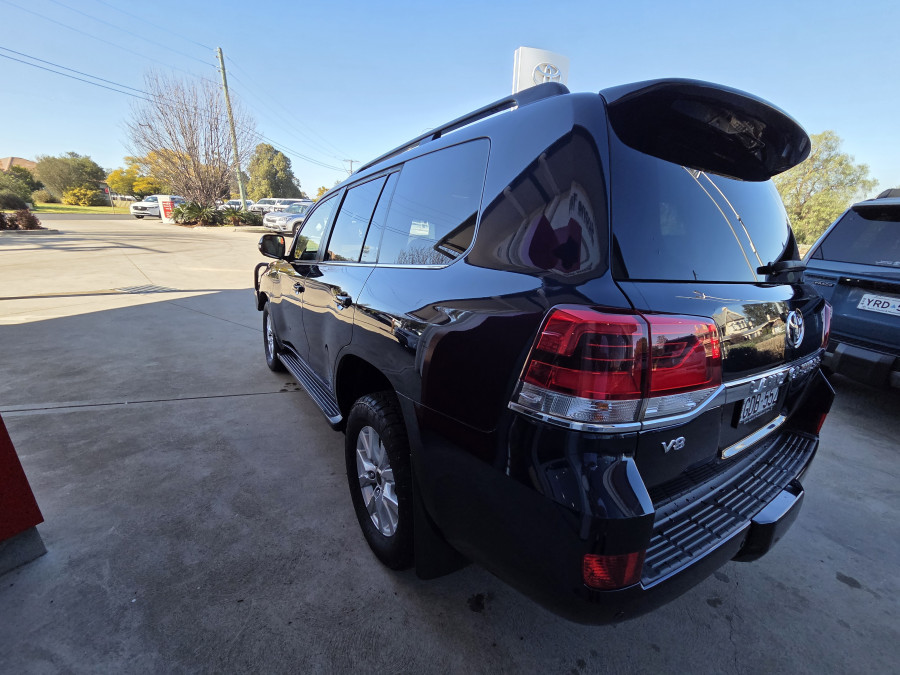 2019 Toyota LandCruiser VDJ200R VX SUV Image 15