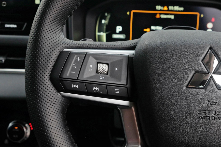 2025 Mitsubishi Outlander ZM Aspire SUV Image 13