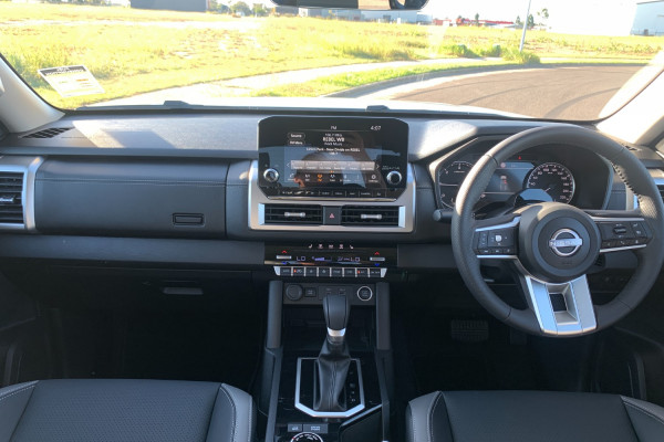 2025 MY26 Nissan Navara D27 ST-X Ute Image 12