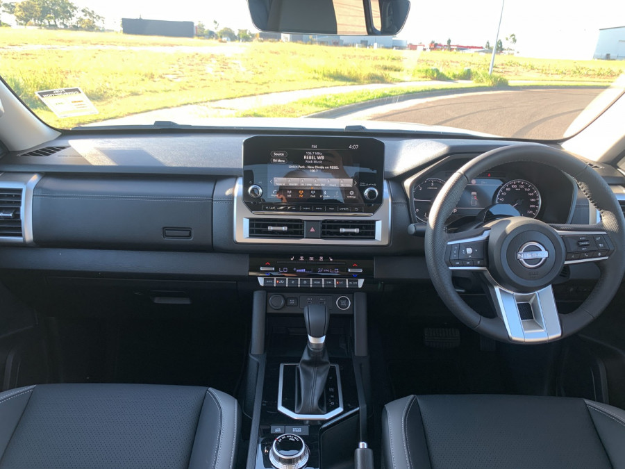 2025 MY26 Nissan Navara D27 ST-X Ute Image 12