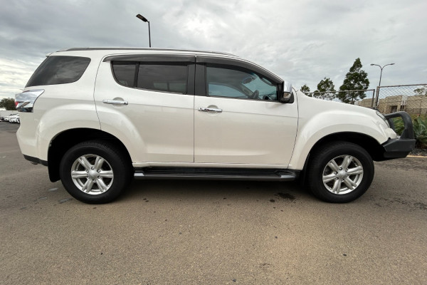 2016 MY15 Isuzu MU-X LS-T SUV