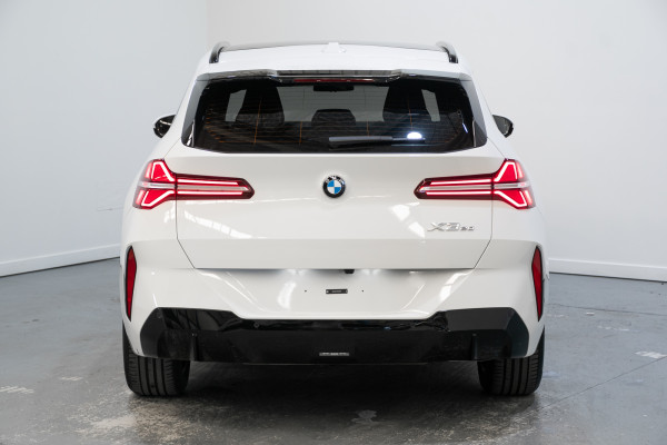 2025 BMW X3 20 xDrive SUV Image 10