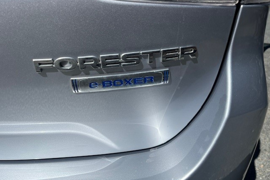 2022 Subaru Forester S5 Hybrid S SUV Image 13