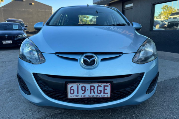 2010 Mazda 2 DE Series 2 Maxx Sedan Image 3
