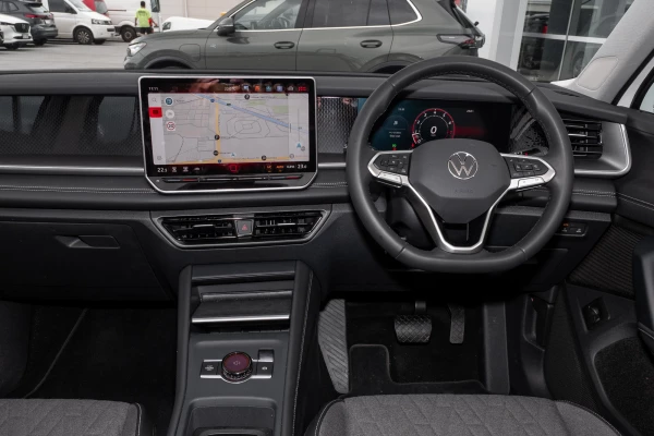 2025 Volkswagen Tayron R4 150TSI Life SUV Image 7