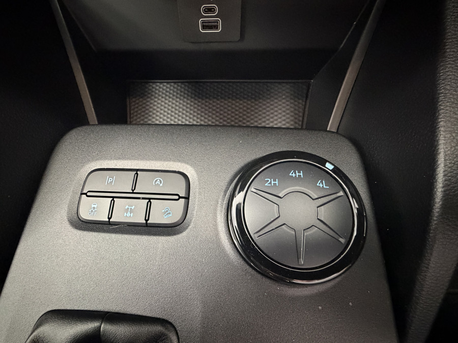 2026 MY26.5 Ford Ranger P703 Black Edition Ute Image 25