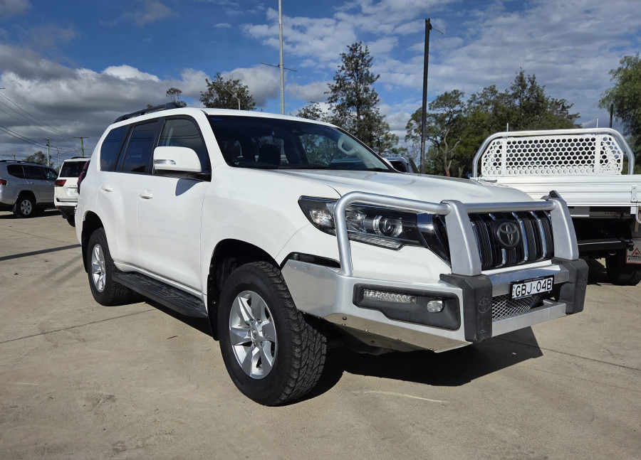 2019 Toyota LandCruiser Prado GDJ150R GXL SUV Image 1