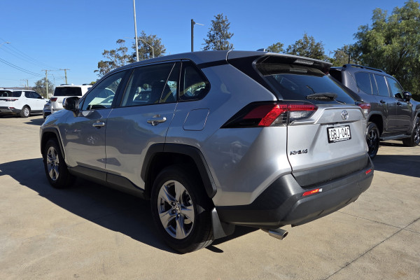 2022 Toyota RAV4 MXAA52R GX SUV Image 5