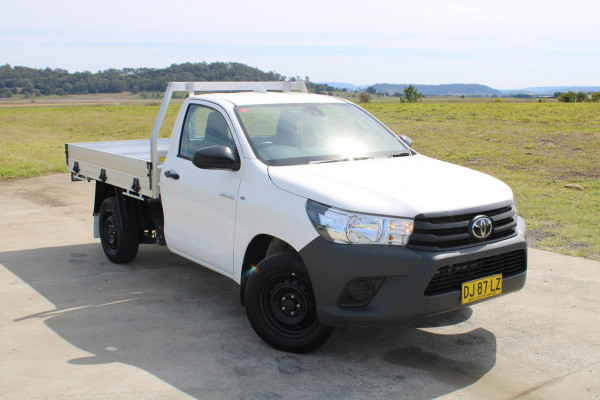 2023 Toyota Hilux TGN121R Workmate Cab Chassis