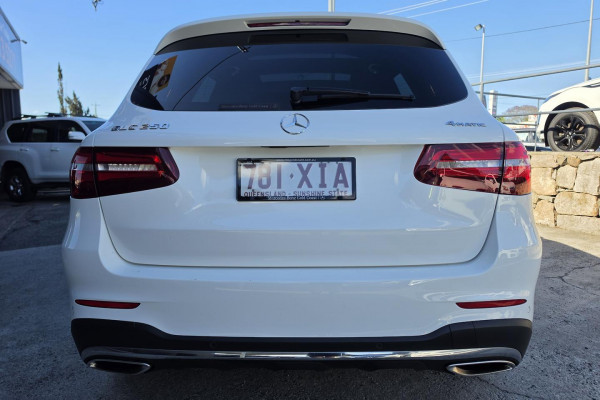 2017 Mercedes-Benz GLC-Class X253 GLC250 SUV Image 10