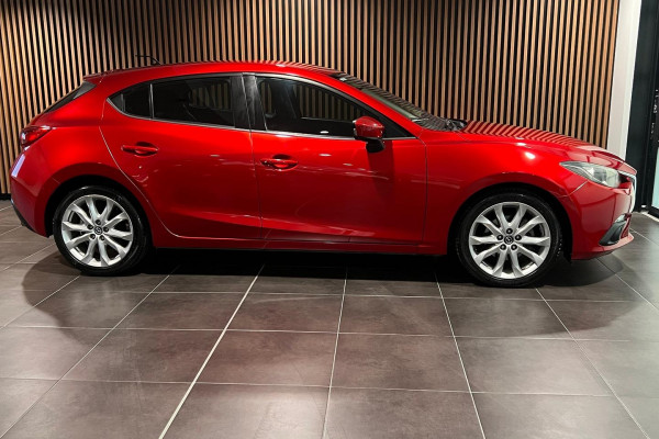 2015 Mazda 3 BM5438 SP25 Hatch Image 5