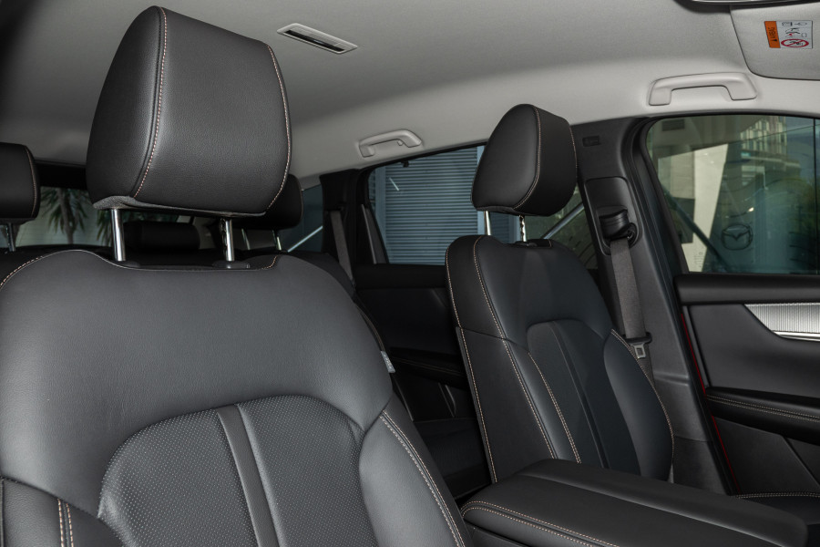 2026 MY25 Mazda CX-80 KL P50e Touring SUV Image 10
