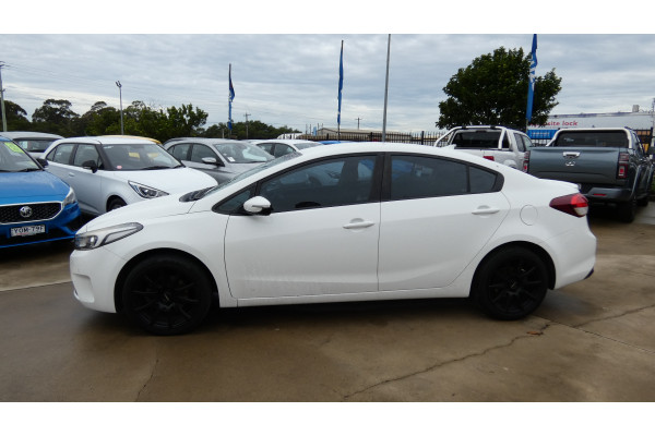2017 MY18 Kia Cerato YD MY18 SPORT Sedan